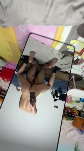 爱穿丝袜的老婆干几下就出水 白浆流的格外多